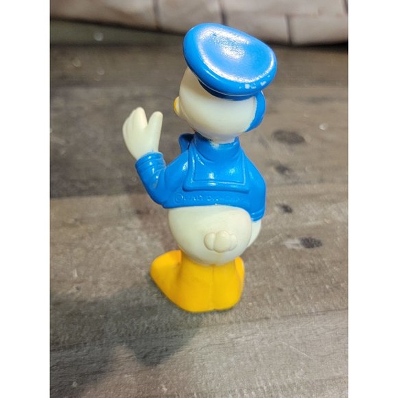 Donald Duck Walt Disney production waving smiling toy figure - Picture 3 of 4